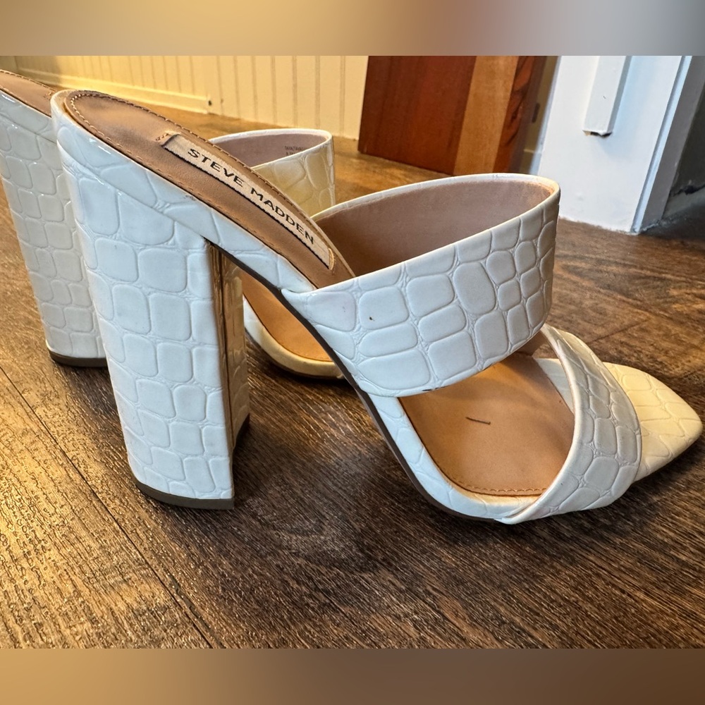 Steve Madden White Quilted Heels